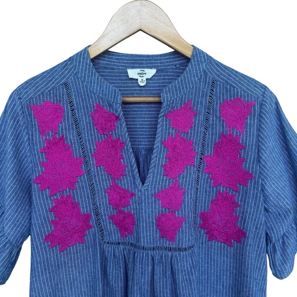 Entro Floral Embroidered Chambray Blue & White Pinstripe Tunic Dress Size Medium - Picture 4 of 11